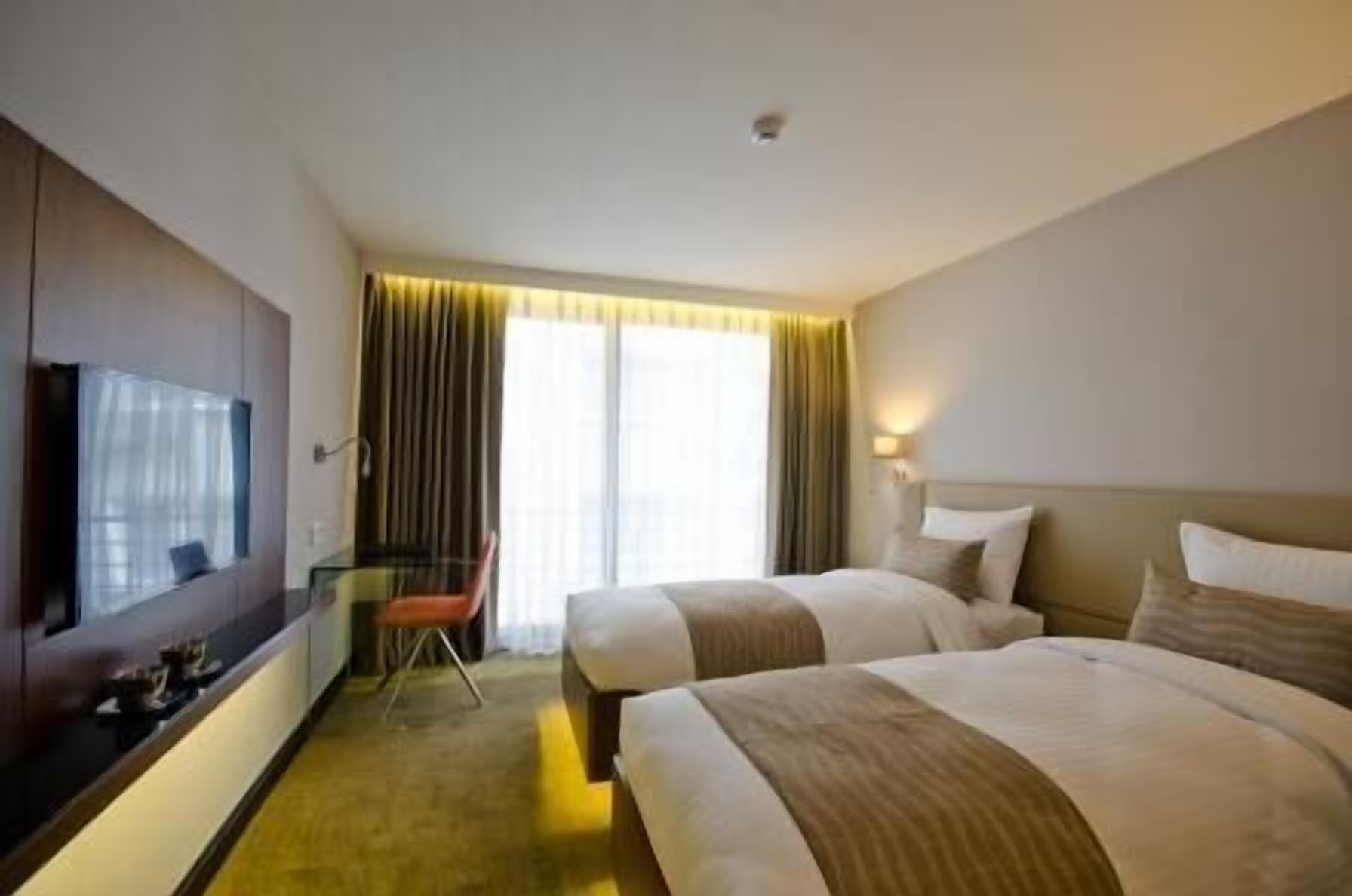 Inncity Hotel Nisantasi Istambul Exterior foto